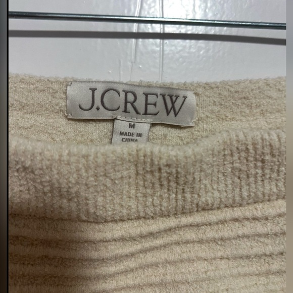 J.Crew Faux-wrap Sweater-skirt
In Fine Boucle Size M $118 - Picture 5 of 6
